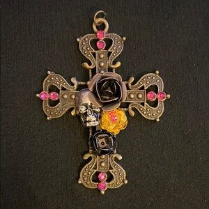 Cross Pendant with Roses and Skull
